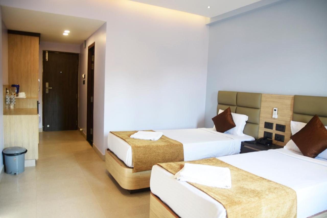 Hotel Om International Gokarna  Exterior photo